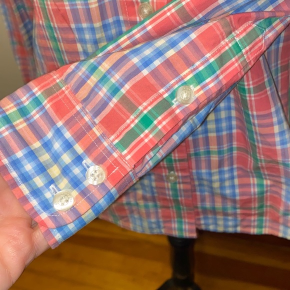 Vineyard Vines plaid button down shirt size 2 - Picture 3 of 4